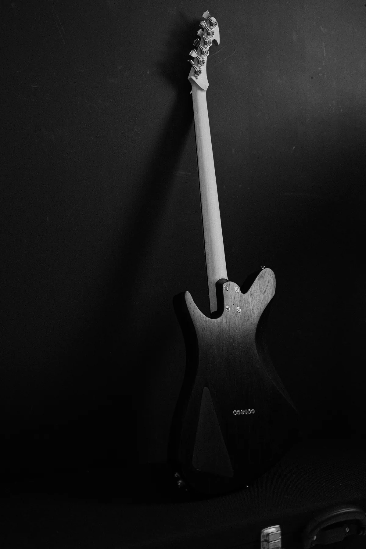 The Pan 630 standing, satin finish